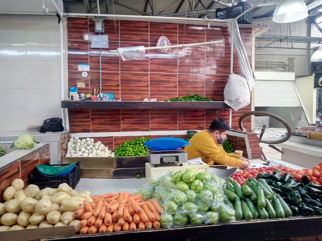 Mercado Martínez de la Torre - Frutas David
